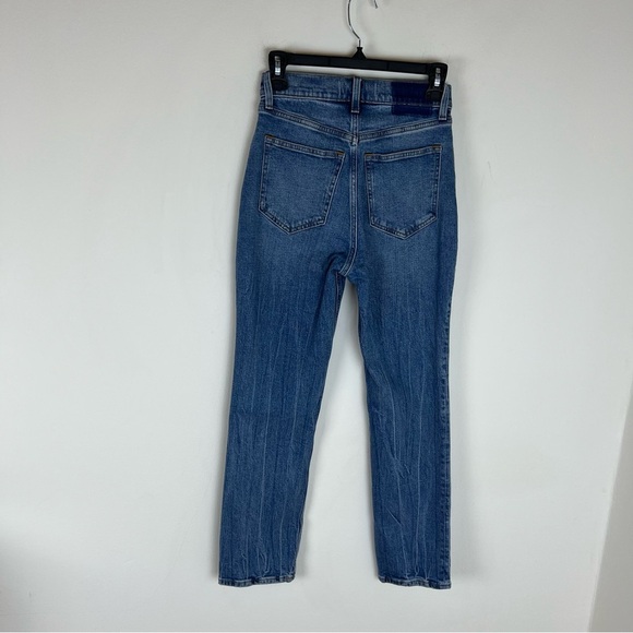 Abercrombie & Fitch Ultra High Rise Ankle Straight Jean Size 24 / 00 - Picture 5 of 6